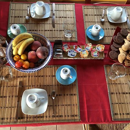 Bed&Breakfast La Casetta Sant'Alessio Siculo Eksteriør billede