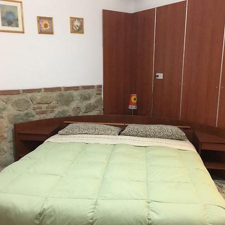 Bed&Breakfast La Casetta Sant'Alessio Siculo Eksteriør billede