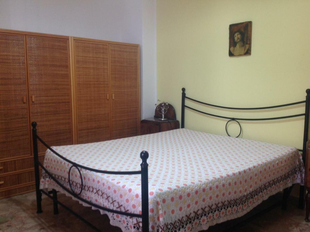 Bed&Breakfast La Casetta Sant'Alessio Siculo Eksteriør billede