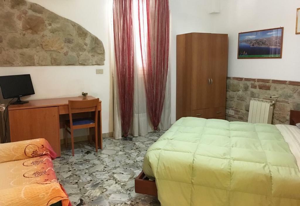 Bed&Breakfast La Casetta Sant'Alessio Siculo Eksteriør billede